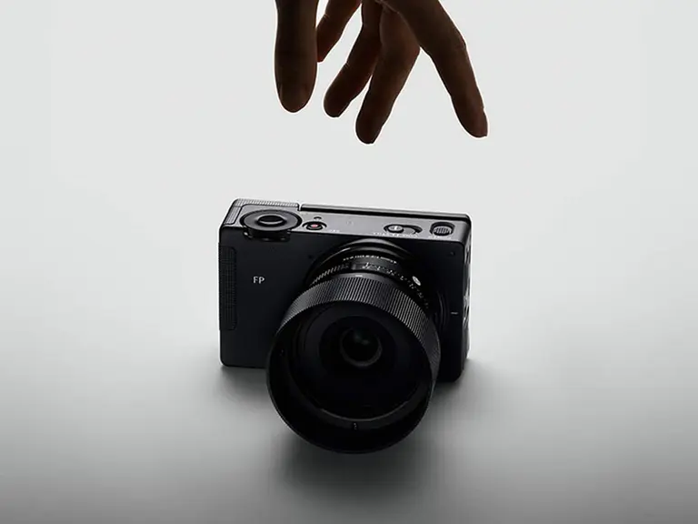 Sigma FP2, Osmo Pocket과 Sony FX3 사이를 잇는 2,199달러 카메라