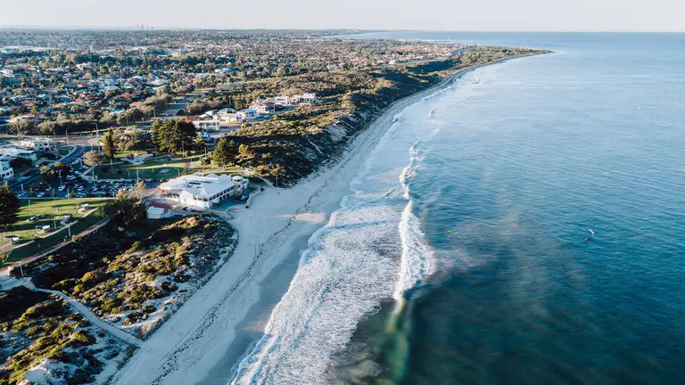 Beach fee stoush erupts between City of Joondalup and State Government