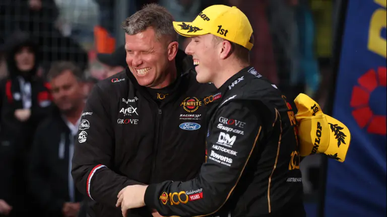 What time does the Bathurst 1000 start? Start time, TV channel, live stream details