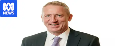 Mayoral candidate drops unfair dismissal case against Ambulance Tasmania