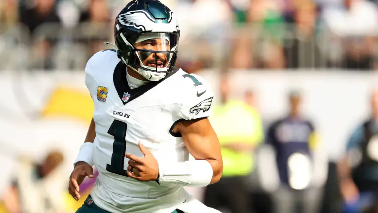 NFL 네트워크 해설자, 제일런 허츠 발언 논란에 팬들 징계 요구(Jalen Hurts) 후 발언 논란