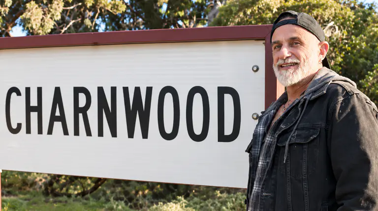 Charnwood 여성들은 매력적이다, 이들을 노래한 남성에게 물어보라