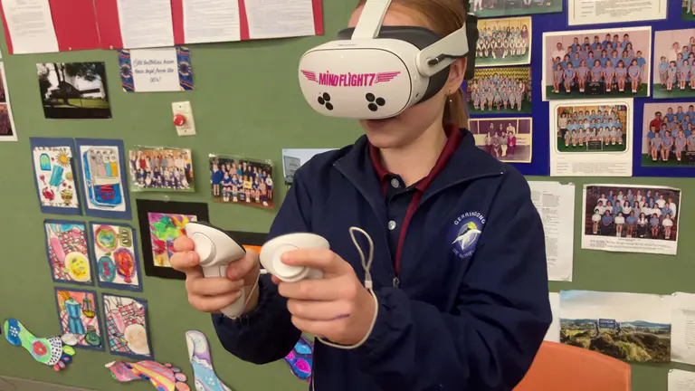 Virtual reality opens career opportunities from operating theatre to hairdressing salon for Gerringong students